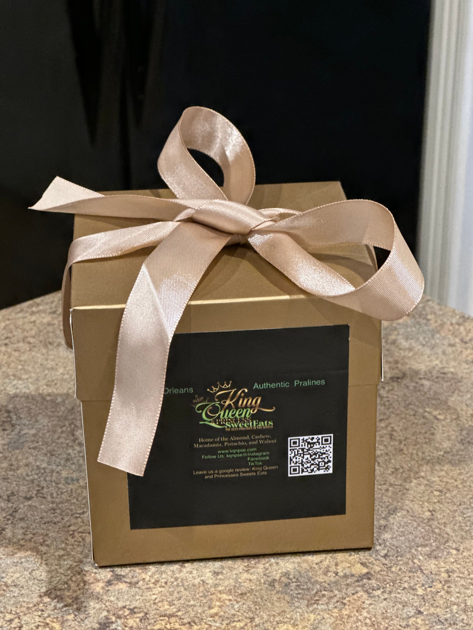 Almond Praline - Kqnpse